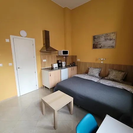 Mini-hotel Casa De La Luz بيت ريفي *